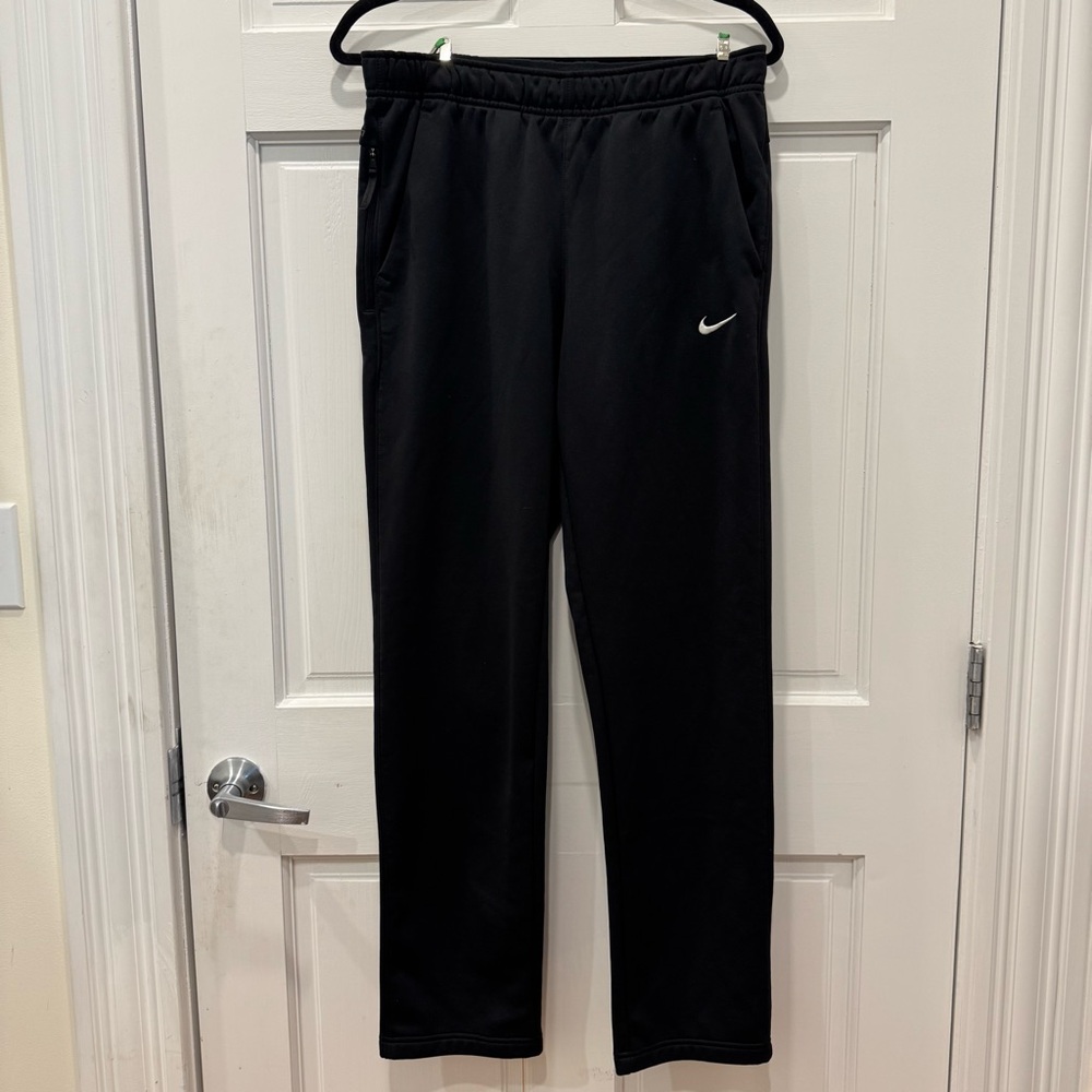 Nike Therma-FIT Men's Training Pants Black Fleece Open Hem Sweatpants Medium